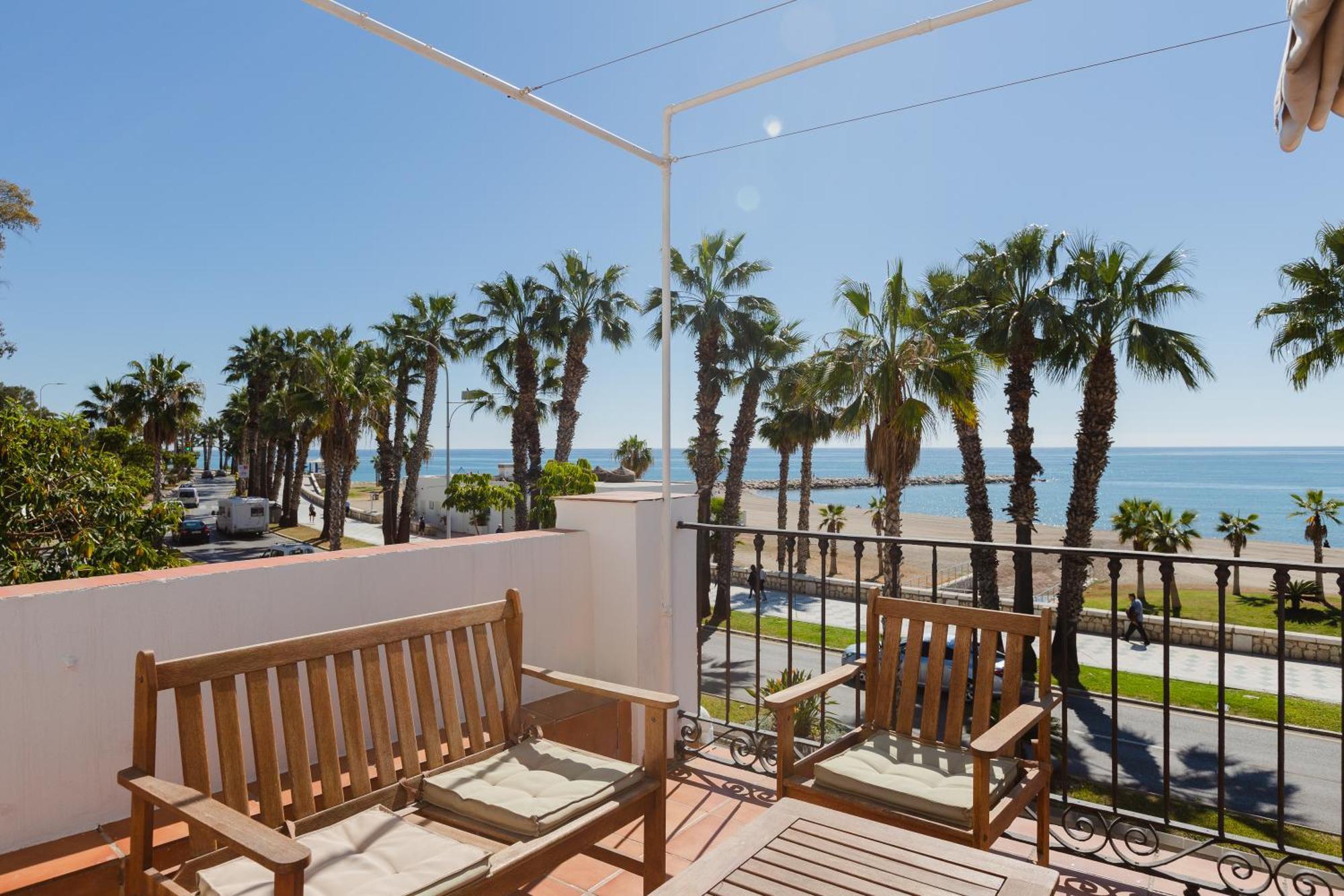 מאלגה Apartamento Con Encanto En Primera Linea De Playa מראה חיצוני תמונה
