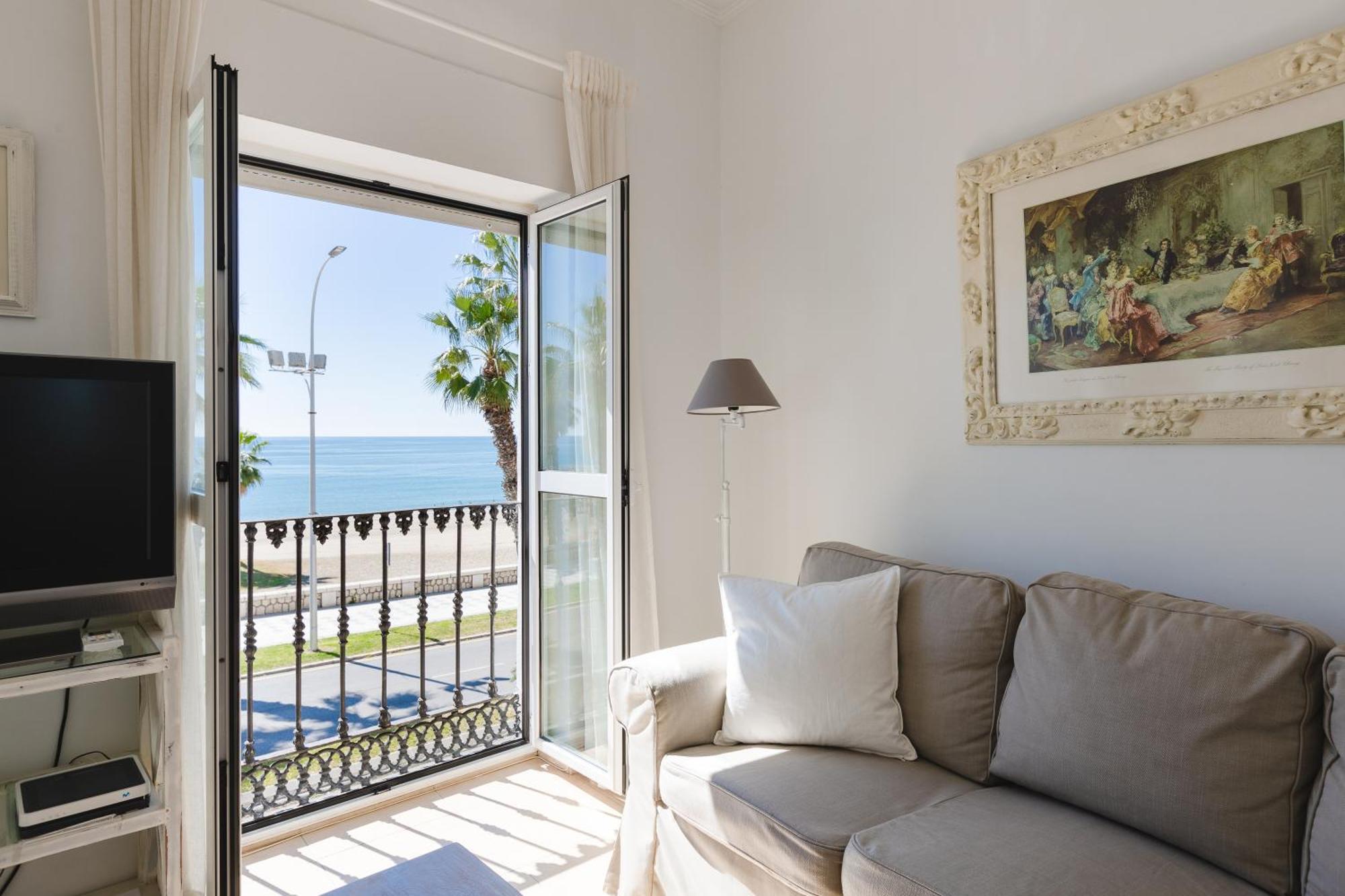 מאלגה Apartamento Con Encanto En Primera Linea De Playa מראה חיצוני תמונה